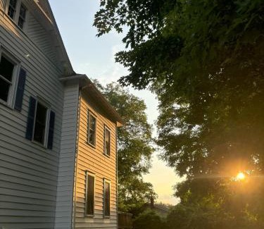Saugerties South House | Charming Suite Saugerties