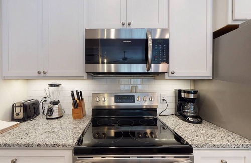 King City Condo | Condo ∙ 1 bedroom ∙ 4 guests
