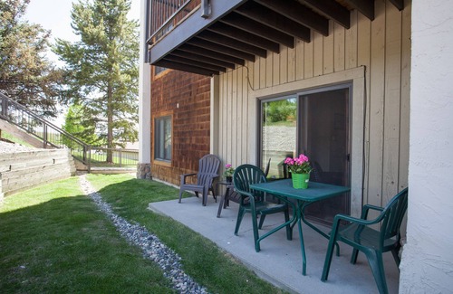 Steamboat Springs Condo | Cozy and Convenient Garden Level Condo. Walk to Lifts. Heated Pool & Hot Tub