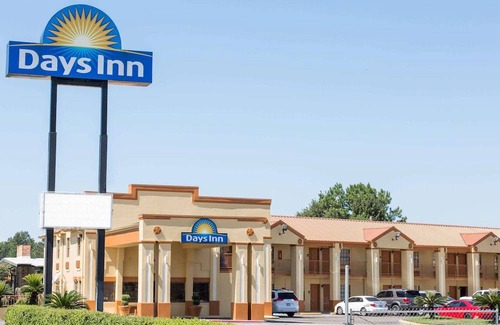 Orange Hotel | Days Inn by Wyndham Orange