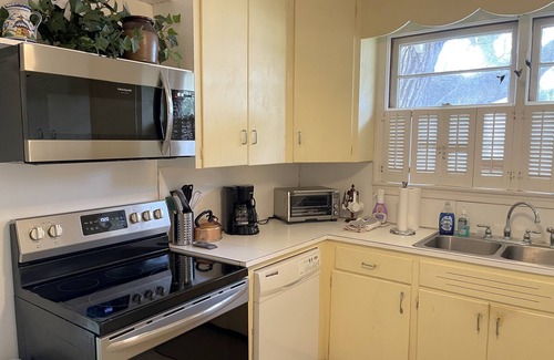 East Beach House | Desirable East Beach Home! 1/2 block to beach access