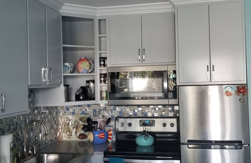 Galveston Condo | Don't Cross Seawall to Get to the Beach!