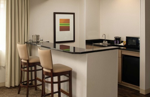 Tigard Hotel | DoubleTree by Hilton Portland - Tigard