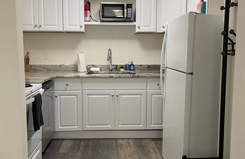 Nashville Apartment | DOWNTOWN NASHVILLE COMFY & COZY B