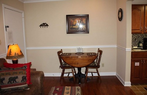 Gatlinburg Condo | Downtown! Walk to Town & Ober! Fireplace! Indoor Heated Pool! Free Parking!
