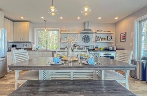 Lummi Island House | Driftwood Dreams: Cozy for Fall & Beautiful Views