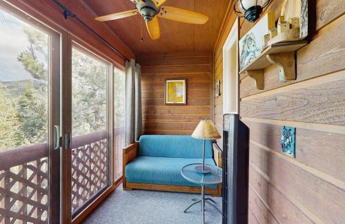 Estes Park Apartment | Eagle View G2