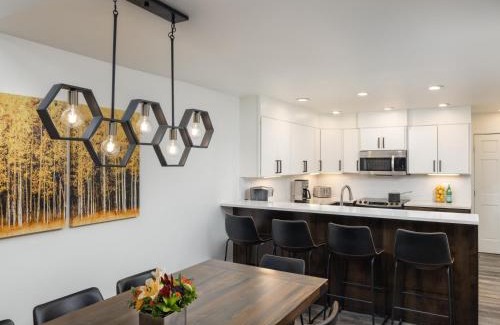 Vail Hotel | Enzian - CoralTree Residence Collection