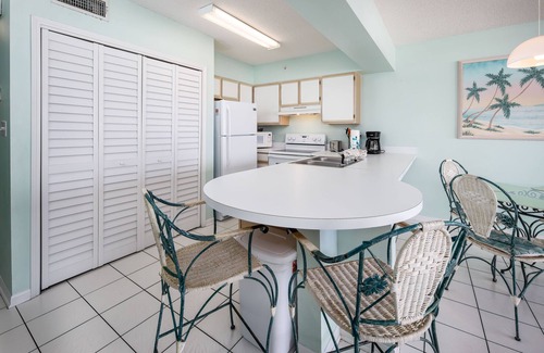 Fort Walton Beach Condo | ETW 2004: Palms & Paradise - There's no place like the BEACH!