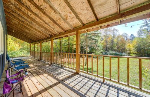 Remsen House | Fall Festival Retreat Cabin with Deck and Yard!