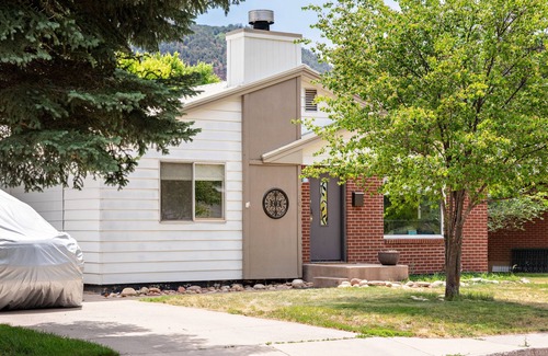 Glenwood Springs House | Family Home Across from Rio Grande Trail, Near Downtown and Hot Springs Pools!