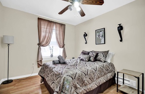 Gayborhood Apartment | Find tranquility & at this lovely apartment located in the heart of Center City Philadelphia