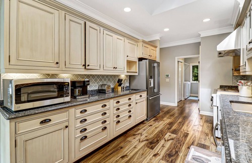 Sea Pines House | Gorgeous Updated Home with Private Pool Close to Beach - Sleeps 13!
