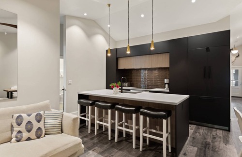 Aspen Condo | Guest Favorites at 10% Off! Stay 3 nights through Nov