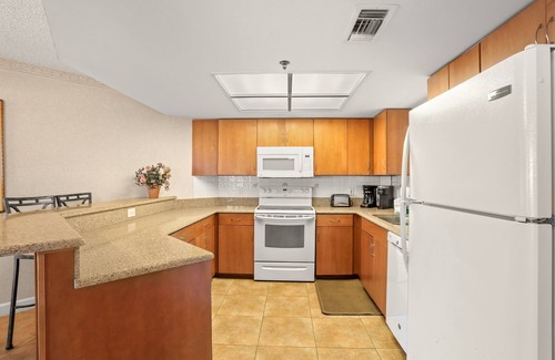 St. Pete Beach Condo | 🌴 Gulf View Condo — Gulf Strand Resort, St. Pete Beach