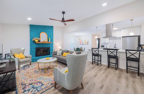 Barrington Oaks Hotel | Hestia: Pet friendly Cheerful Townhouse 2 Ensuites