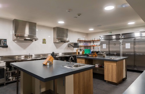 Central Business District Hostel | HI New Orleans - Hostel