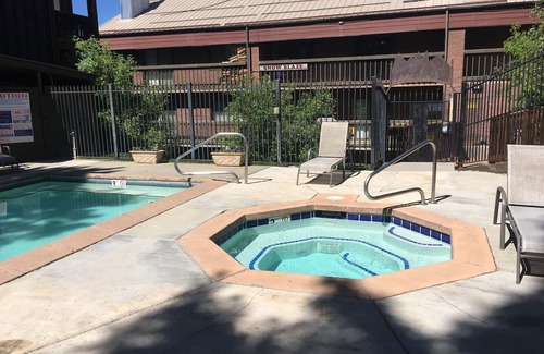 North Park City Condo | Highest Rated, Lowest Rates in Snow Blaze: 2/2, A/C, Pool, Hot Tub, Gym, Firepit