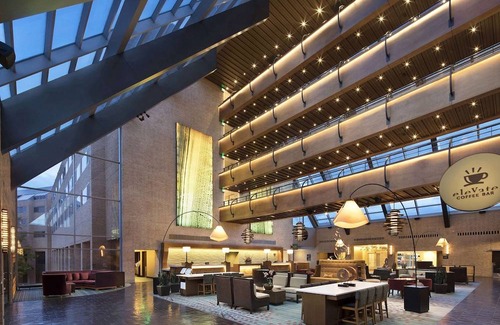 Englewood Hotel | Hilton Denver Inverness