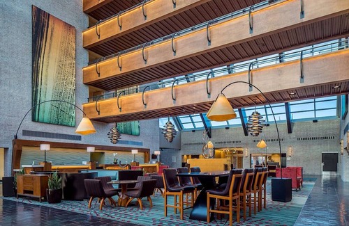 Englewood Hotel | Hilton Denver Inverness