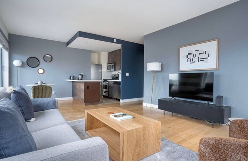 Lower Nob Hill Apartment | Hip Nob Hill 1BR w/Balcony & views, near Union Sq. by Blueground
