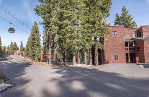 Truckee House | Hodges by Tahoe Truckee Vacation Properties