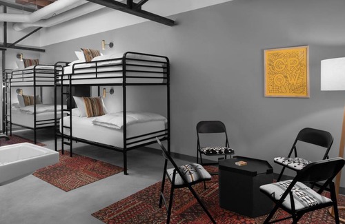 People's Freeway Hostel | Hostel ∙ 8 guests