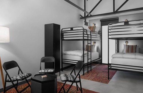 People's Freeway Hostel | Hostel ∙ 8 guests