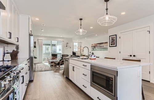Arvada House | House ∙ 3 bedrooms ∙ 8 guests