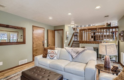 Ralston Valley House | House ∙ 4 bedrooms ∙ 8 guests