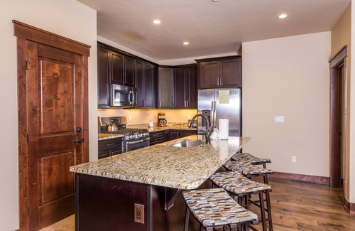 Keystone House | Incredible Mountain Views from the Private Deck and Walk-Out Patio