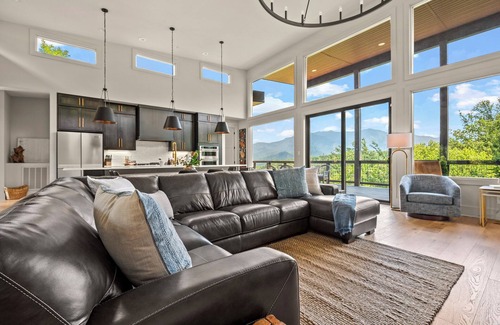 Chalet Village Cabin | Indoor Pool-Incredible Views-New!