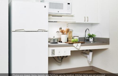 North Valley Hotel | InTown Suites Extended Stay Albuquerque NM