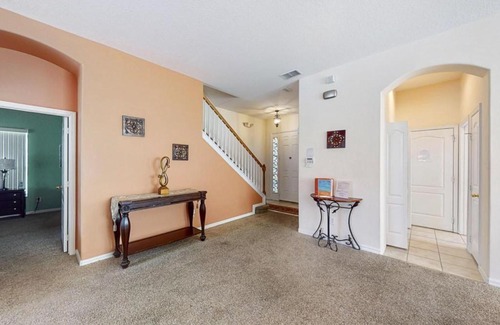 Tuscan Hills House | Jagjit's Tuscan Hills Vacation Home