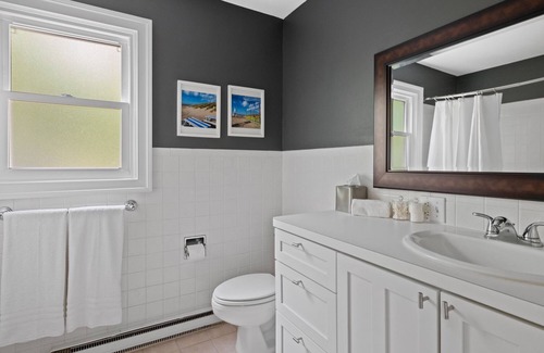 Grand Beach House | Juniper Presents: Family fun at Grand Beach, with Hot tub and Golf Cart