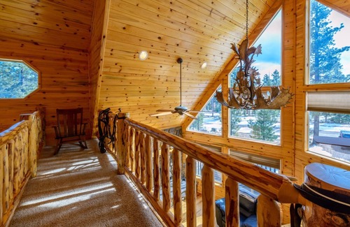 Duck Creek Village Cabin | Kool Kabin - Easy access and close to national parks/ATV/Snowmobiling