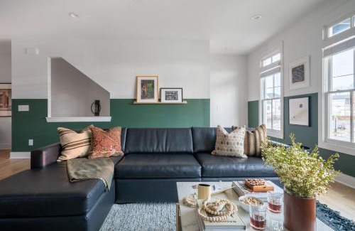 Buena Vista House | Lambert by AvantStay Stunning 4BR Condo in Heart of Nashville