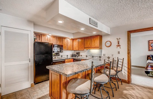Vail Condo | Large top-floor Vail Condo with Views | W405