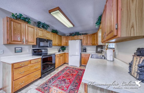 Ruidoso Cabin | Lazy Moose Lodge: 'Perfect place to spend lazy dayz!' Pet Friendly.