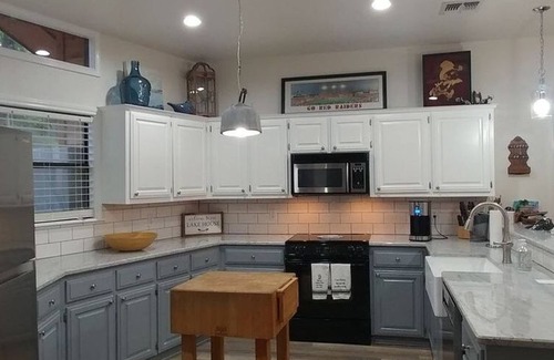 Crockett House | Life Is Better At The Lake