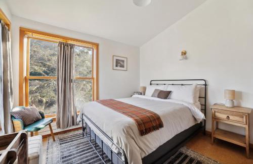 Point Reyes Station Hostel | Limantour Lodge