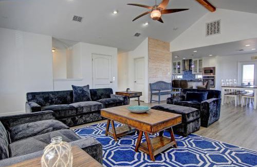 Port Aransas House | Livin' On Cloud 9 IPE122