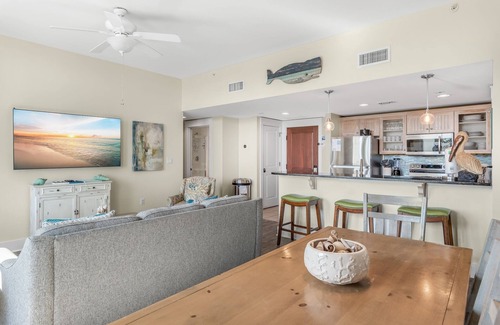 Baytowne Wharf House | Lockout Unit ~ Bayside Resort ~ Spacious Balcony ~ Resort Pool