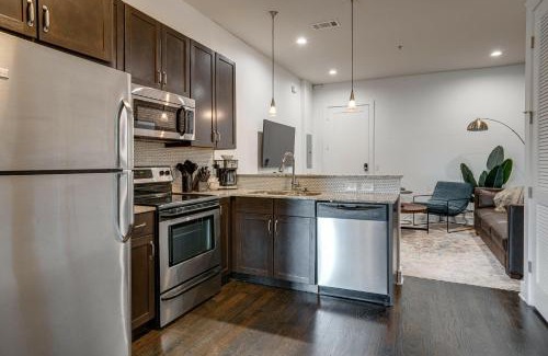 Midtown House | Lofts at 30th - Urban Lodge - 6 Mins to Broadway