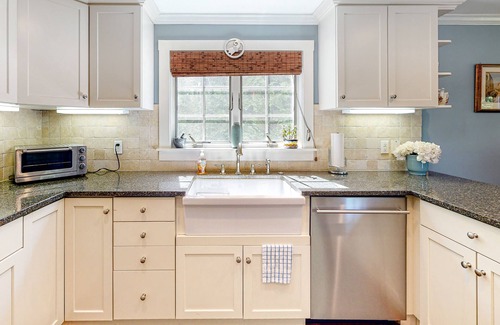 Camden House | Lovely home within walking distance of the bay & dining