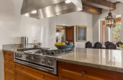 Northeast Santa Fe Villa | Luxury Estate w/Hot Tub & Casita