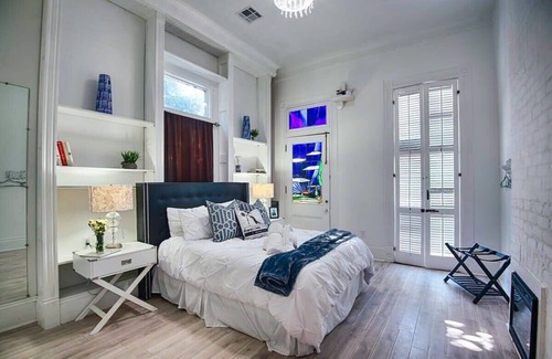Faubourg Marigny Bed & Breakfast | Luxury Home | Unbeatable Location | Pool + Hot Tub