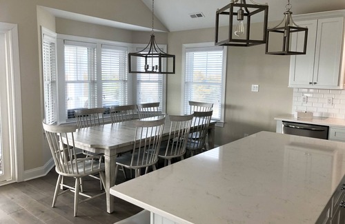 Gold Coast House | Luxury Newer construction -5BR 3.5 bath 2nd floor