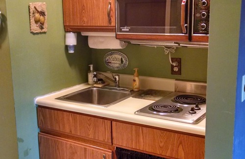 Acme Condo | Make memories on Grand Traverse East Bay.