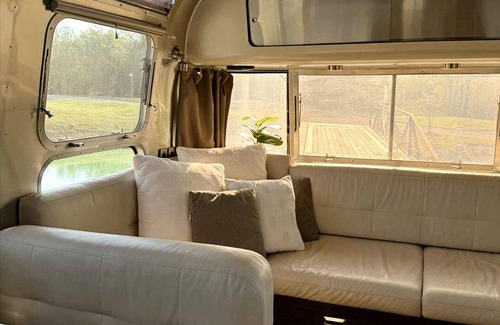 Ennis House | Mobile home ∙ 1 bedroom ∙ 2 guests